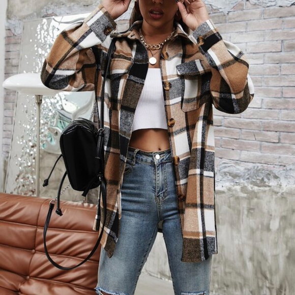 Bellanblue Tops - Black Tan Plaid Button up jacket Shacket Casual Winter